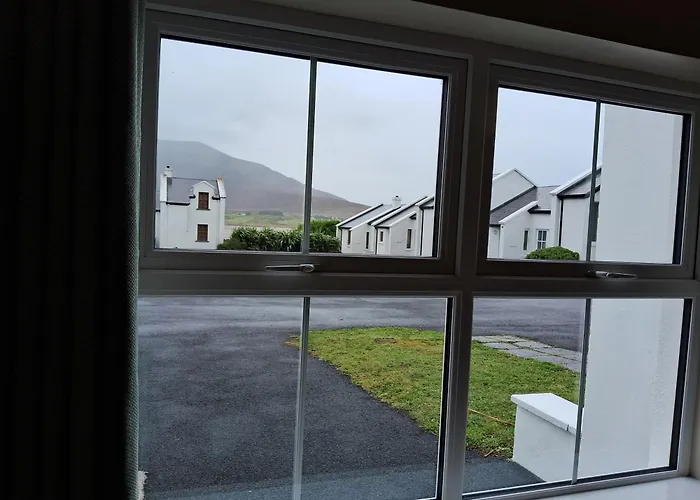 3 Barr Na Farraige *