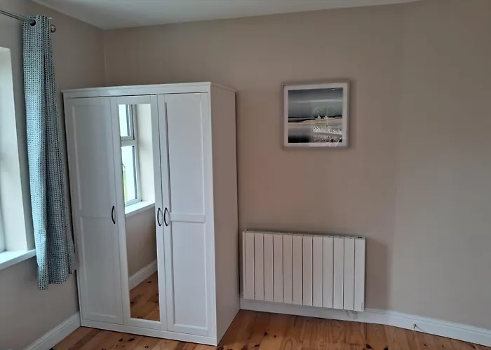 3 Barr Na Farraige *